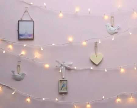 На что повесить гирлянду на стену На что повесить гирлянду на стену
