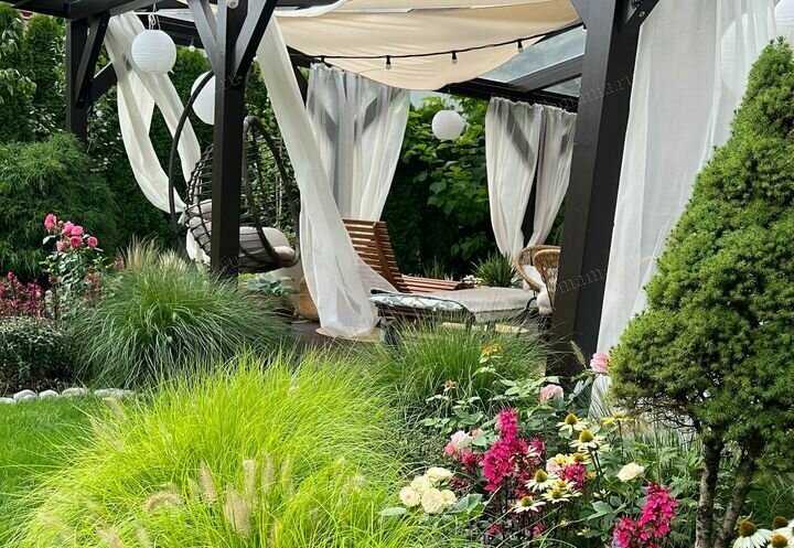 Монтаж карниза на потолок или перекрытие беседки