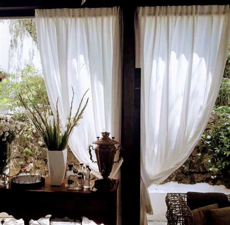 Как повесить шторы без сверления: липучки, зажимы, магнитные держатели