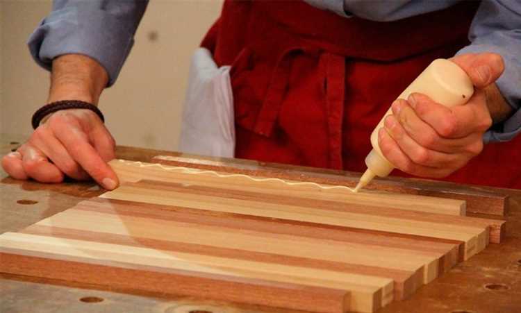 Ошибки при приклеивании ДВП к полу и как их избежать