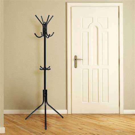 Размещение крючков в узкой или малогабаритной прихожей