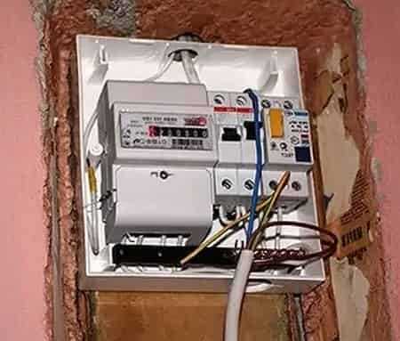 Риски возникновения пожара из-за неправильного подключения электропроводки