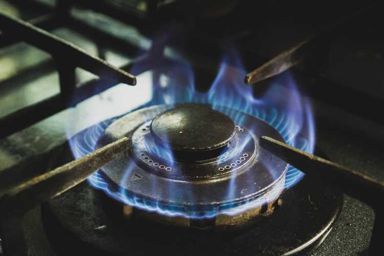 Удаление засоров в газовых каналах конфорки
