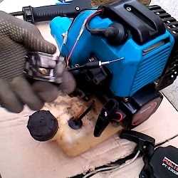 Проблемы с карбюратором: неправильная настройка или засор