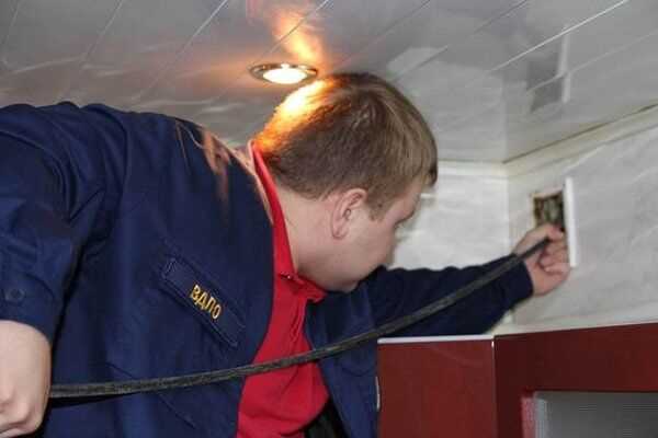 Роль погодных условий и ветрового подпора при обратной тяге