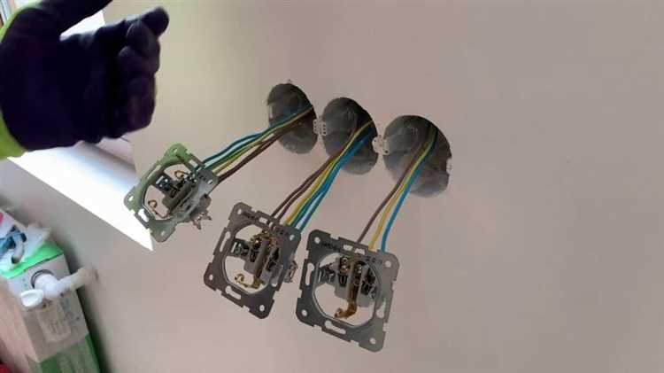 Нарушение контактов в промежуточных розетках