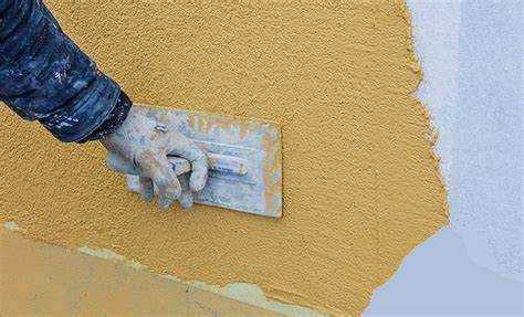 Необходимые инструменты и материалы для нанесения штукатурки короед