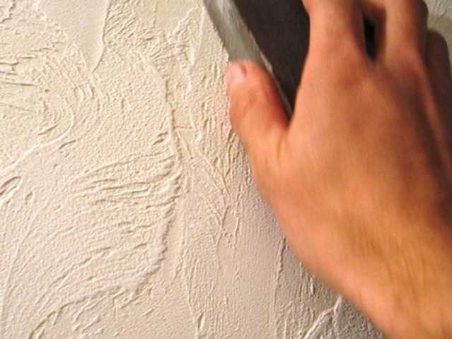 Штукатурка короед как наносить правильно на стену