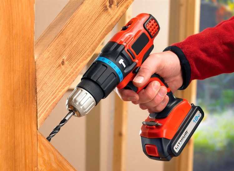 Когда стоит выбирать шуруповерт с высоким напряжением