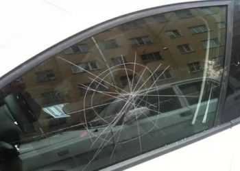 Подготовка поверхности стекла перед устранением царапин