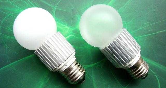 Чем отличается цоколь E14 от E27 на практике