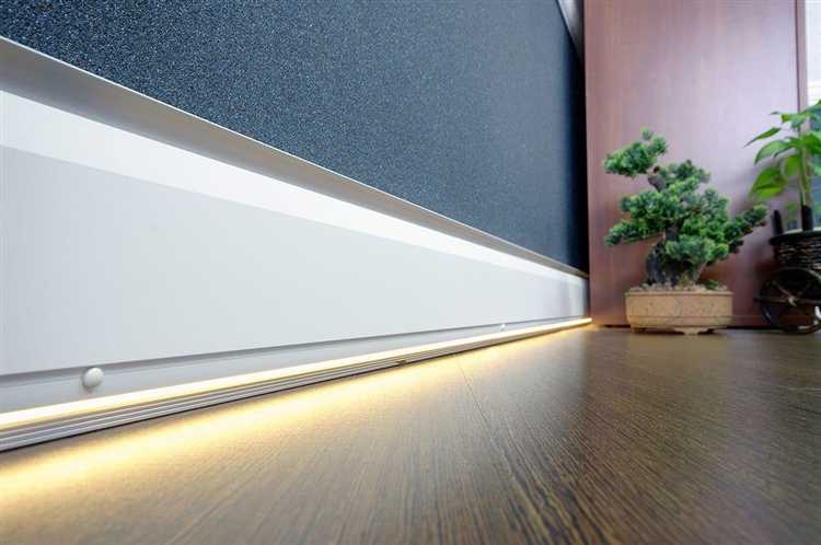 Как цвет стен влияет на выбор плинтуса