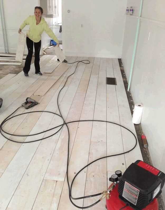 Различия между водоэмульсионными, акриловыми и алкидными красками для фанеры