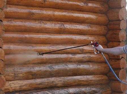 Соблюдение правильной последовательности нанесения – масло → грунт → лак – обеспечивает долговременную защиту и сохраняет естественный вид бревна. Любые отклонения требуют тестирования на небольшом участке для исключения дефектов.