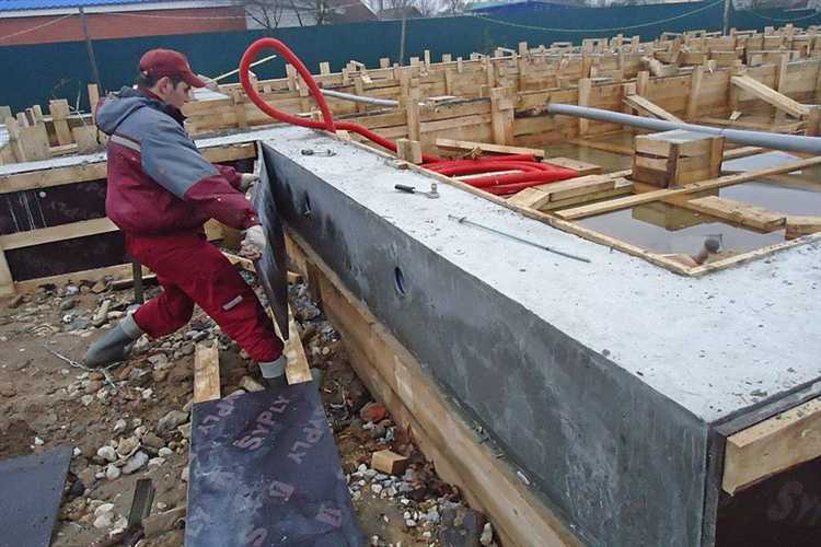 Какие инструменты использовать для безопасного снятия опалубки