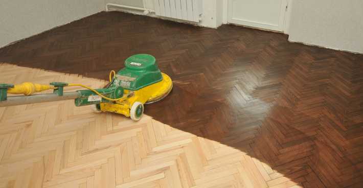 Методы шлифовки и обновления изношенного паркета