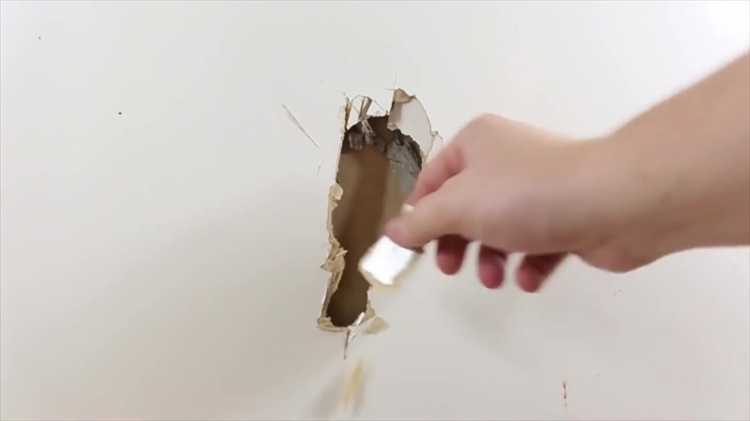 Как заделать дырку в двери межкомнатной из мдф Как заделать дырку в двери межкомнатной из мдф