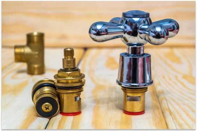 Срок службы и надёжность кран-букс разных типов