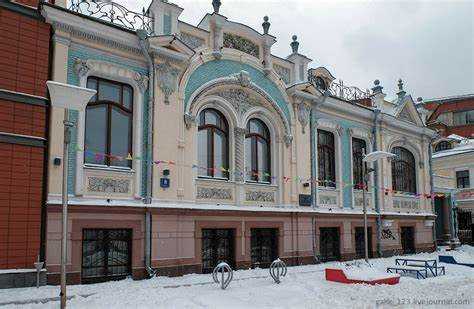 Какой краской красят дома в москве