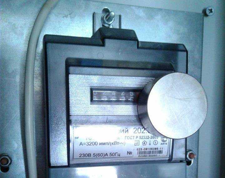 Неправильный выбор типа магнита для конкретной модели счетчика