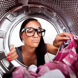 Как перегрузка барабана приводит к повреждению вещей