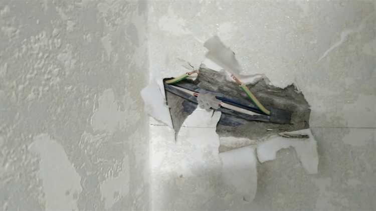 Как безопасно отключить электричество в месте повреждения