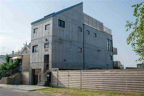 Когда начинается усадка монолитного дома после заливки