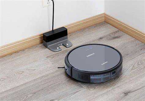 Проверка индикатора заряда на корпусе пылесоса