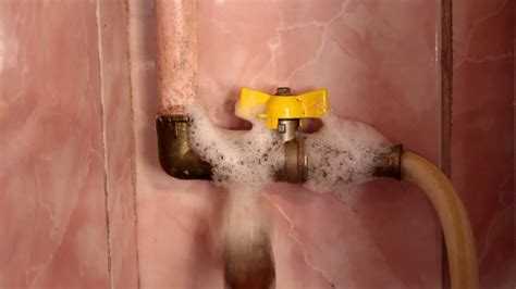 Варианты самостоятельной замены и их риски