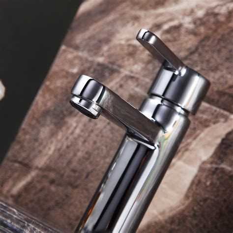 Насколько латунные и стальные смесители устойчивы к коррозии