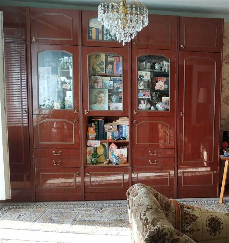 Советская стенка в современном интерьере как обыграть