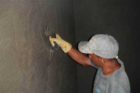 Техника нанесения штукатурки теркой слоями