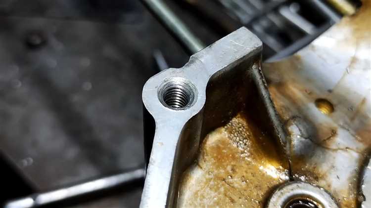 Способы извлечения болта с сорванной резьбой в труднодоступных местах