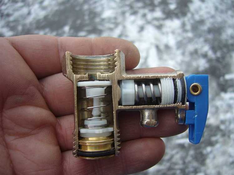 Что происходит при отсутствии обратного клапана при нагреве воды