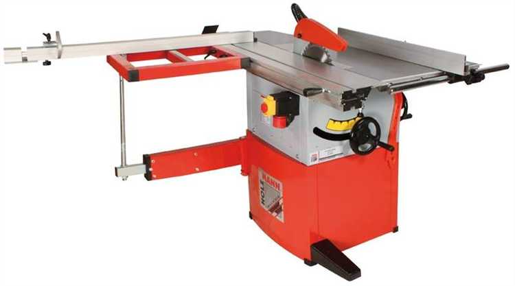 Обязанности напарника при валке деревьев