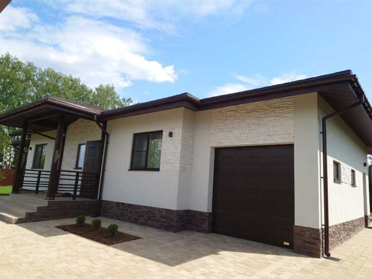 undefinedВыбирая участок, проверяйте удалённость от ближайшей станции МЦД, наличие автобусных маршрутов и пробки на ключевых трассах в часы пик через онлайн-карты. Оценивайте также наличие соцобъектов в радиусе 3–5 км от участка: школа, поликлиника, супермаркет.</em>«></p>
<h2>На что обращать внимание при анализе юридической чистоты участка</h2>
<p><img decoding=