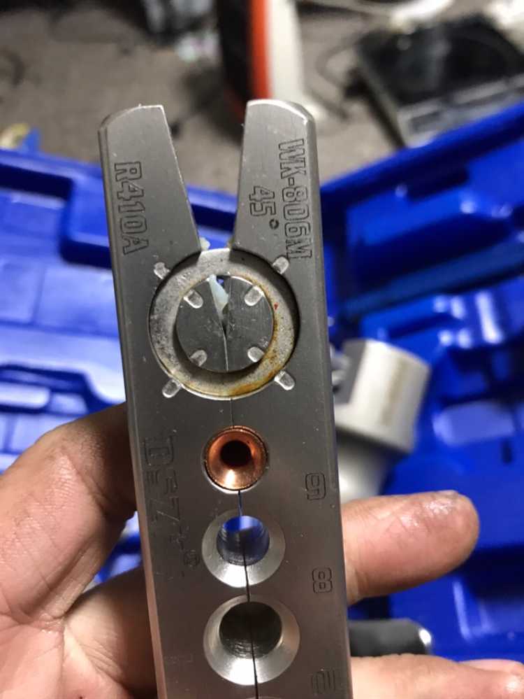 Оптимальные углы сгиба для медных трубок в системах кондиционирования