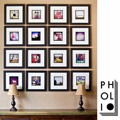 Как подобрать композицию из картин для одной стены