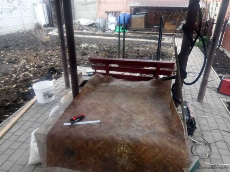 Как крепить цепь к вороту колодца