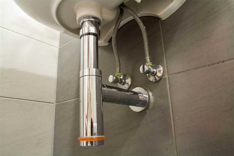 Совместимость сливного отверстия с различными сифонами