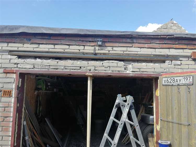 Основные виды подъемных ворот для гаража: преимущества и особенности