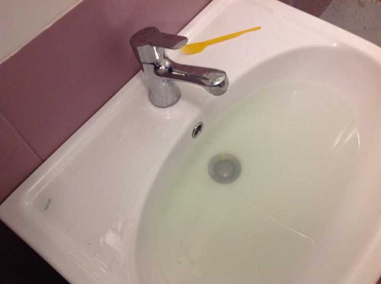 Разбор сифона: пошаговая инструкция по снятию и очистке