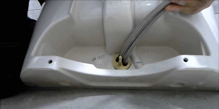 Как поднять смеситель над раковиной