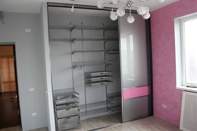 Организация зоны для сезонных вещей и редкого использования