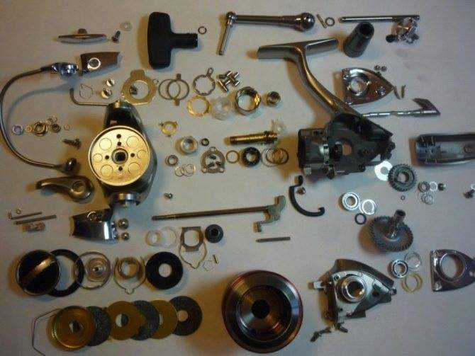 Проверка состояния щёток и подшипников мотора