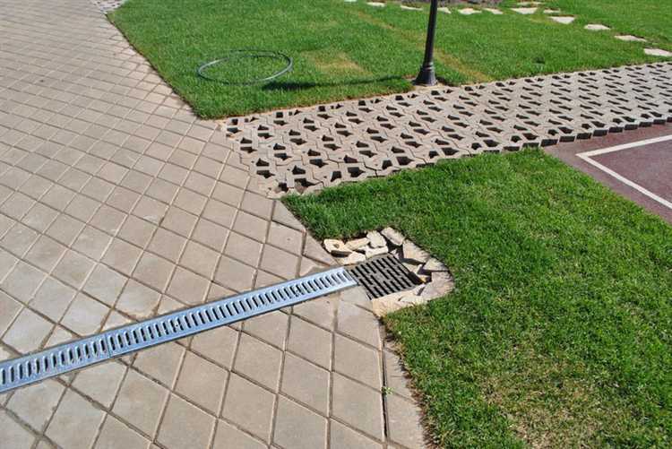 Заполнение траншей фильтрующим материалом и засыпка