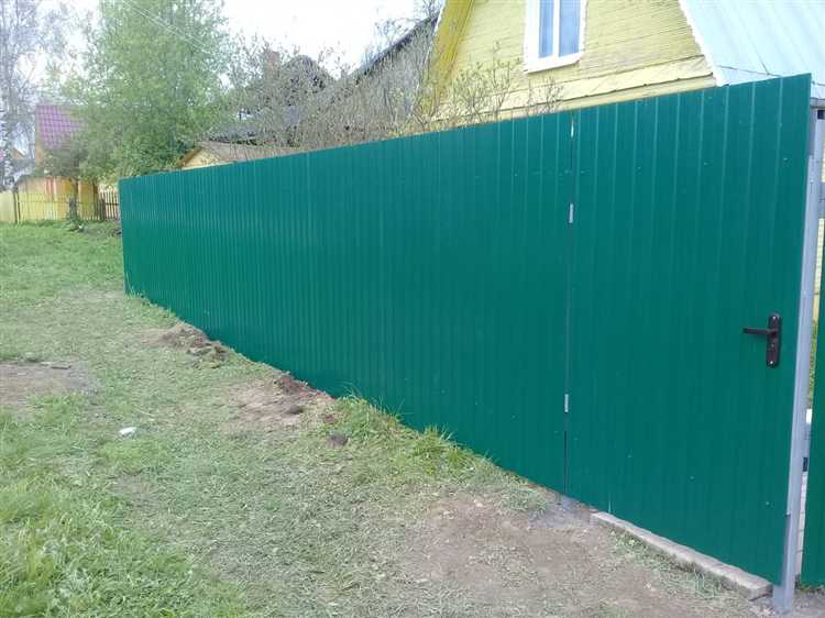 Уход и регулярная проверка заборов без фундамента для долговечности