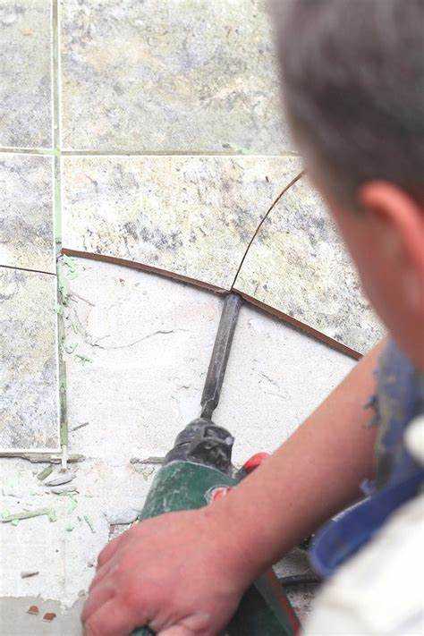 Что делать с плиткой после снятия: очистка и хранение