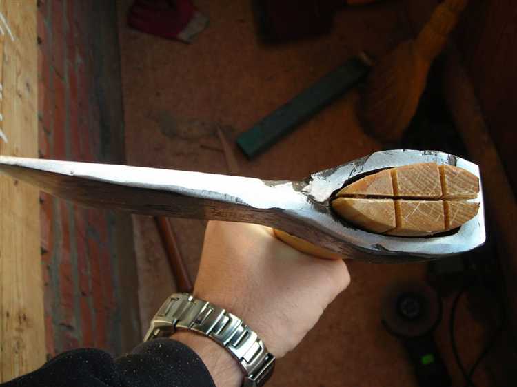 Удаление клиньев и фиксирующих элементов