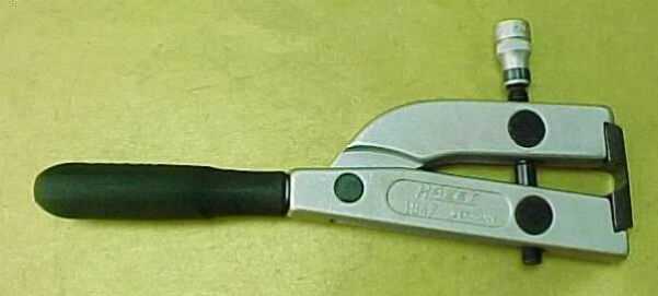 Что делать, если защелка заклинила